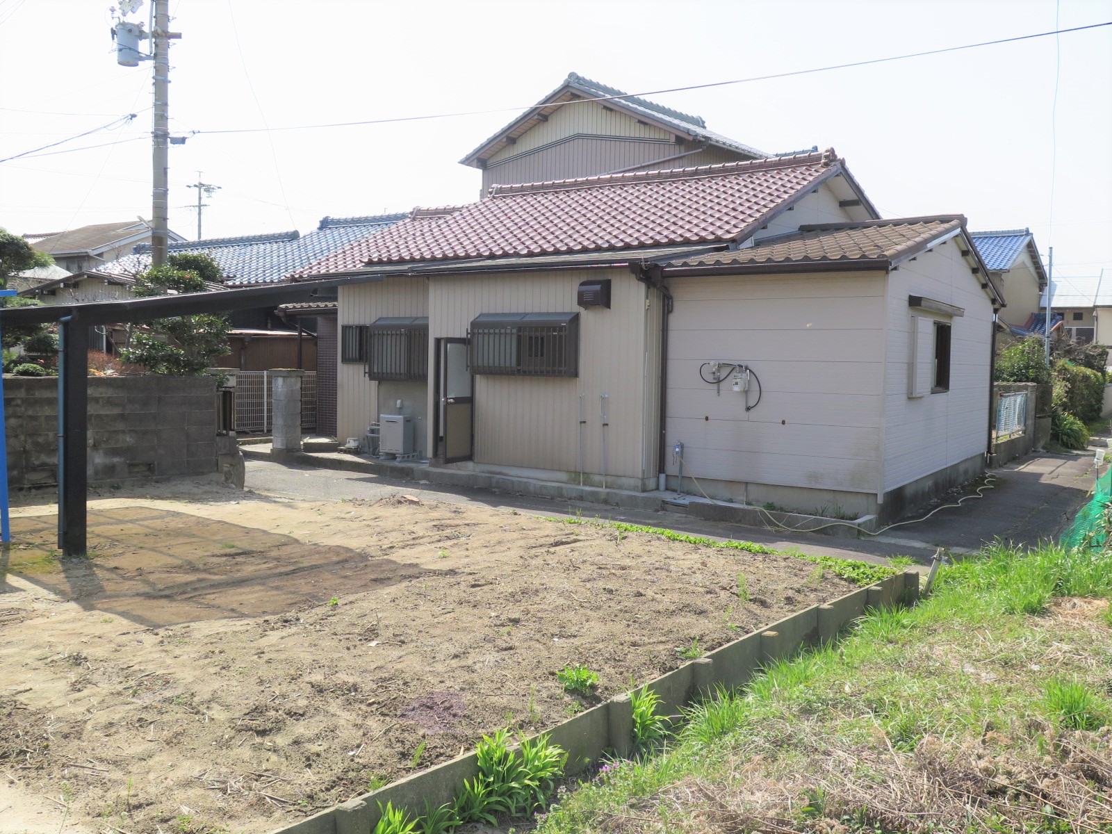 愛西市町方町