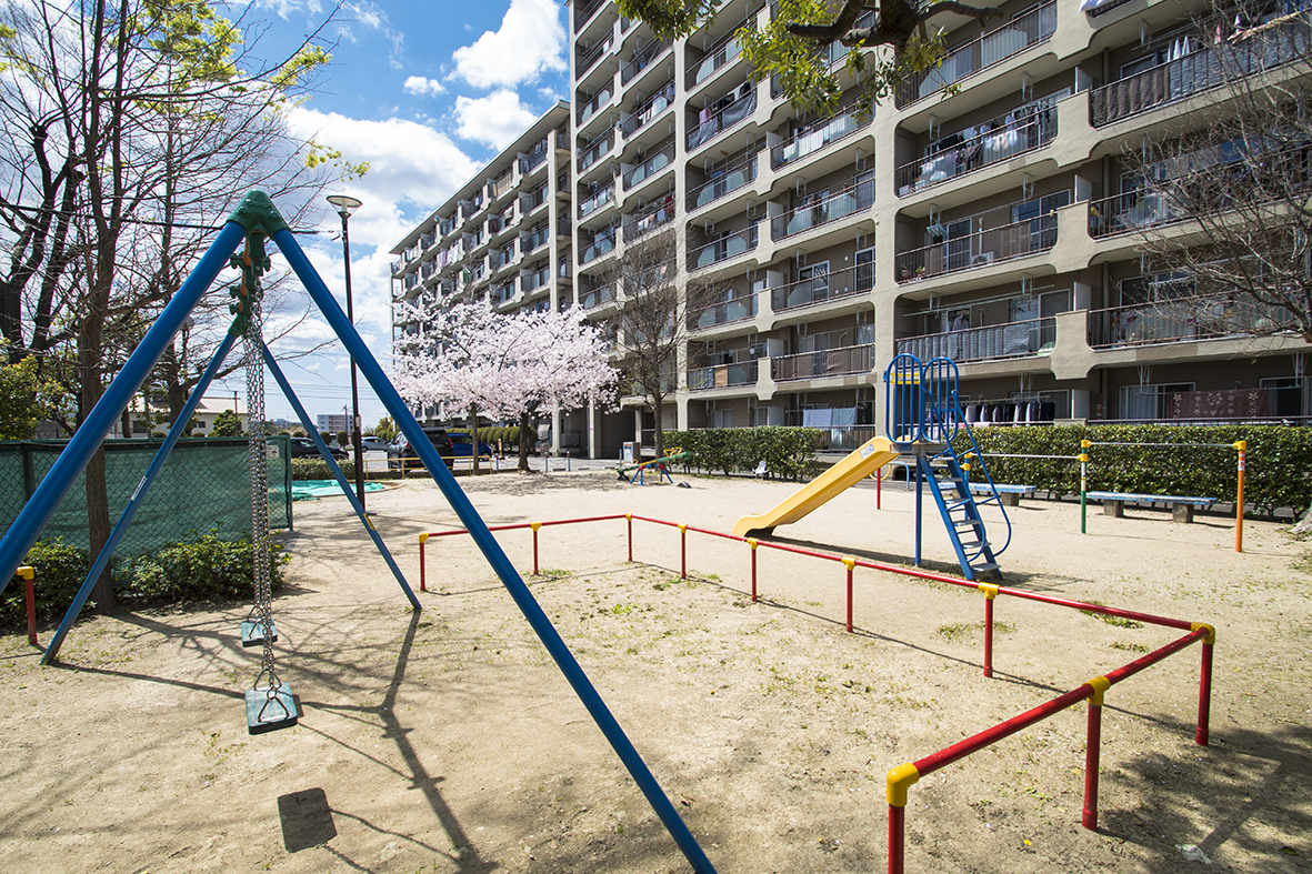 鳴海グランドハイツC棟